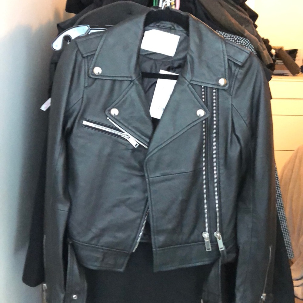 Zara 💯 Genuine Leather Bomber Jacket XS